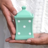 City to Cottage® Cerámica en Azul Cerceta y Blanco | Diseño de Lunares | Hecha y Pintada a Mano | Recipiente Pequeño de Cerámica con Tapa para Cocina 5,3 oz/150 ml | Especiero | Contenedor | Bote
